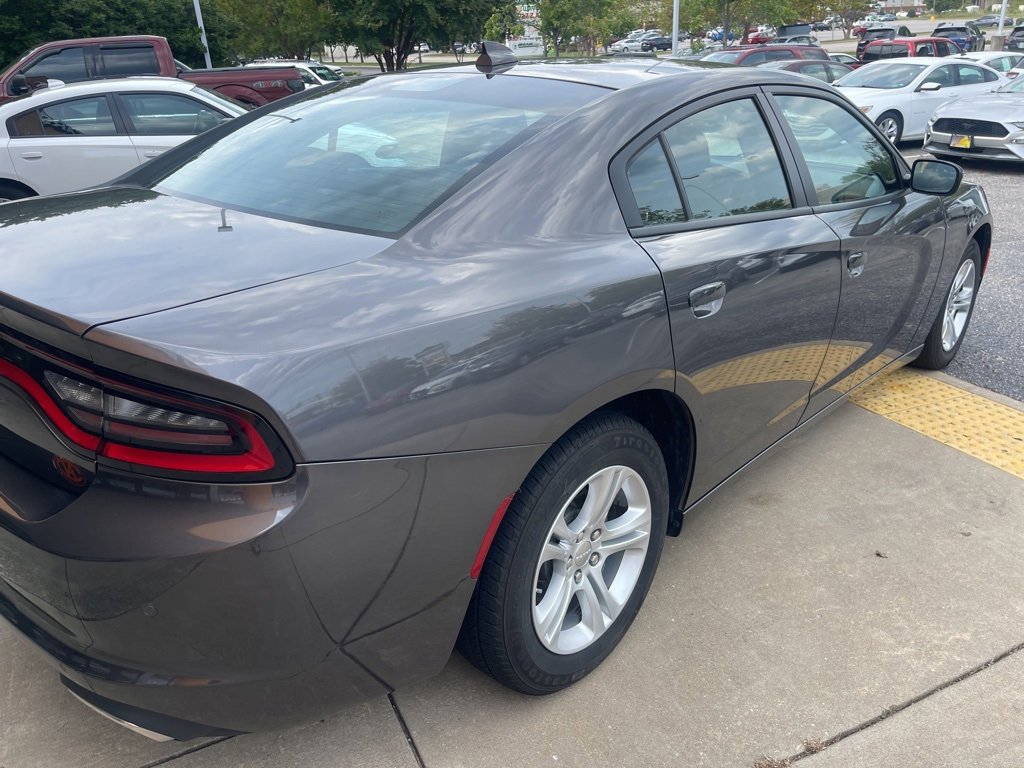 Used 2023 Dodge Charger SXT image 4