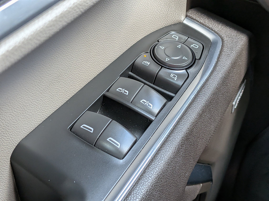 Certified 2025 Chevrolet Silverado 1500 High Country AWD/4WD image 22