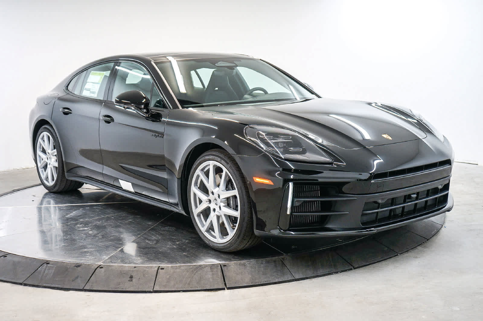 New 2026 Porsche Panamera 4 AWD/4WD image 7