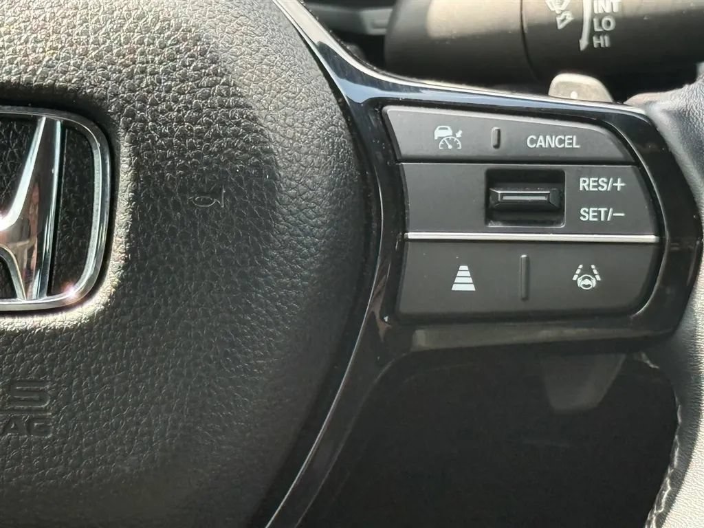 Used 2023 Honda Civic Sport image 12