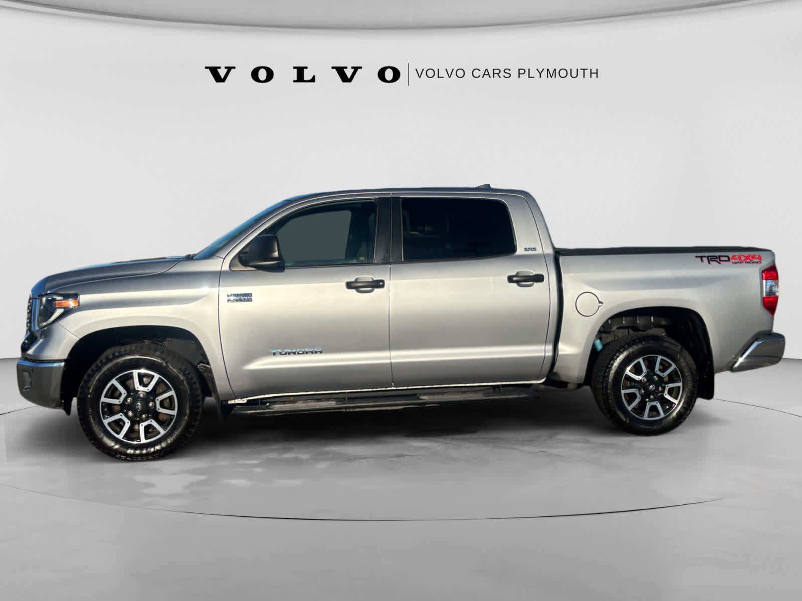 Used 2020 Toyota Tundra 4x4 CrewMax image 4