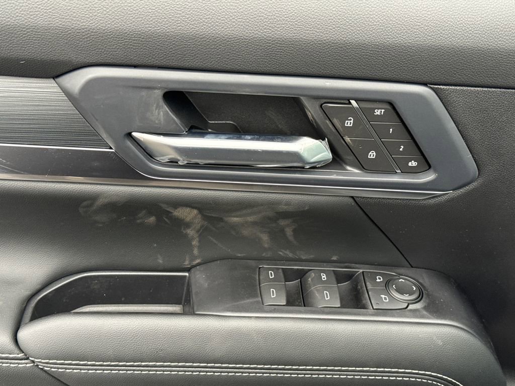 New 2026 GMC Terrain Elevation w/ Elevation Premium Package image 17