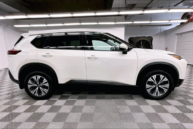 Used 2021 Nissan Rogue SV AWD/4WD image 15