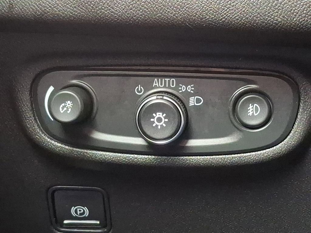 Used 2024 GMC Terrain SLT image 26