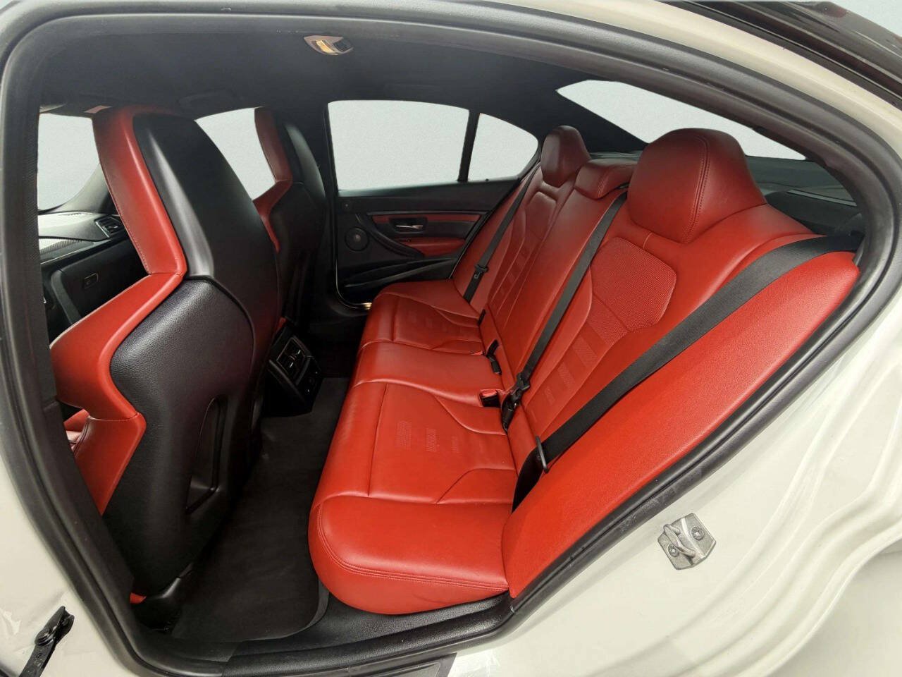 Used 2018 BMW M3 RWD image 20