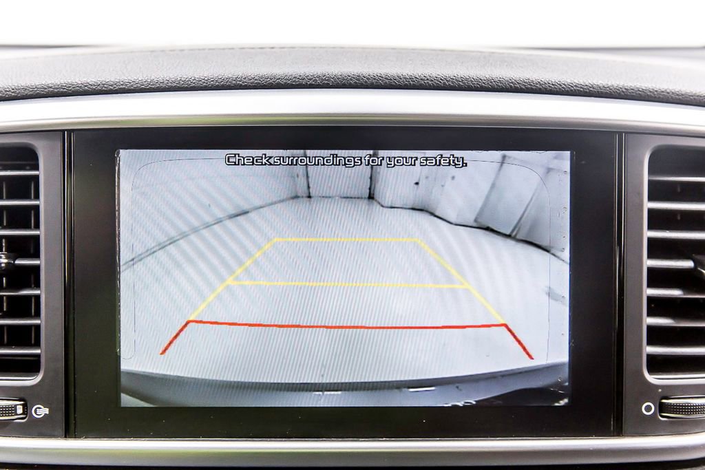 Used 2020 Kia Sportage LX w/ LX Popular Package image 15