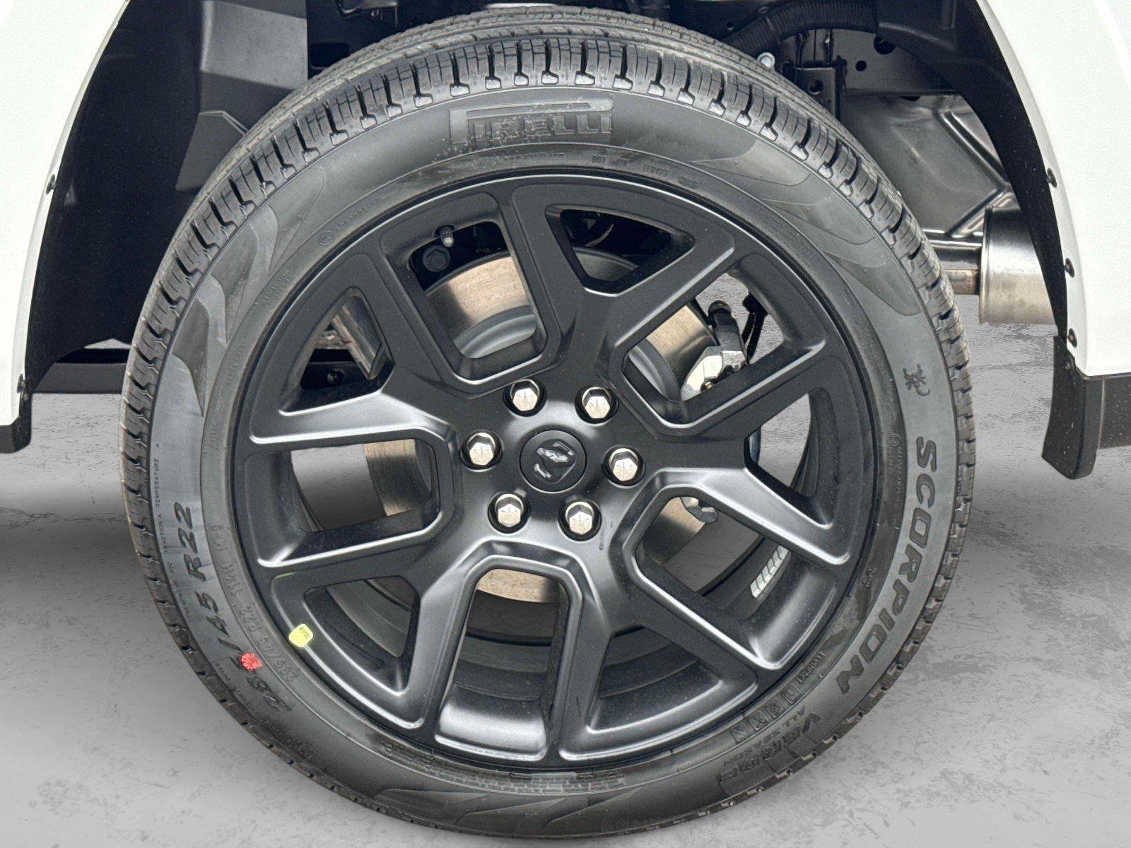 New 2027 RAM 1500 Laramie AWD/4WD image 9