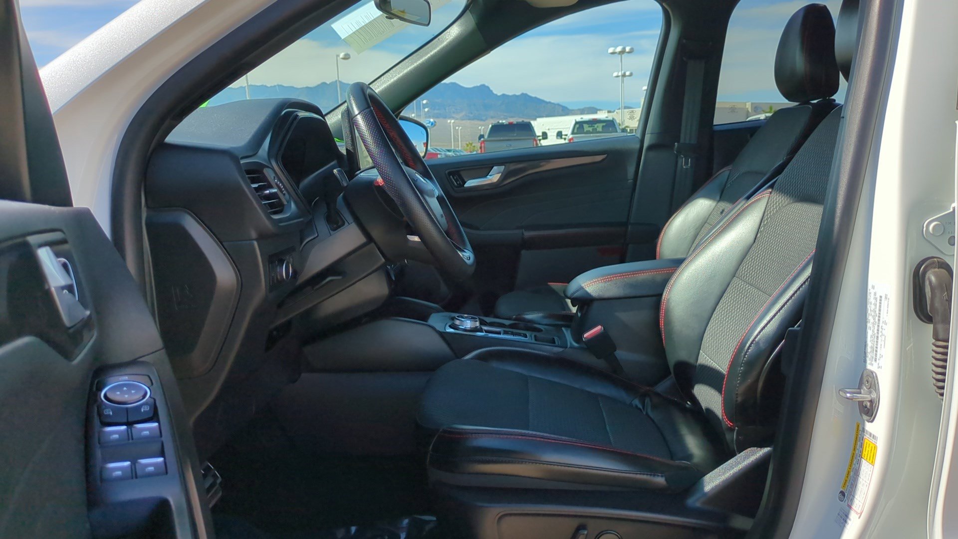 Used 2023 Ford Escape ST-Line w/ Tech Pack #1 FWD image 17