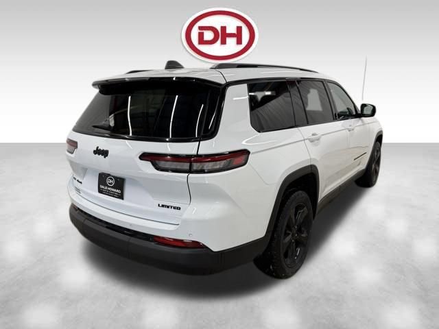 Used 2023 Jeep Grand Cherokee L Limited w/ Black Appearance Package image 13