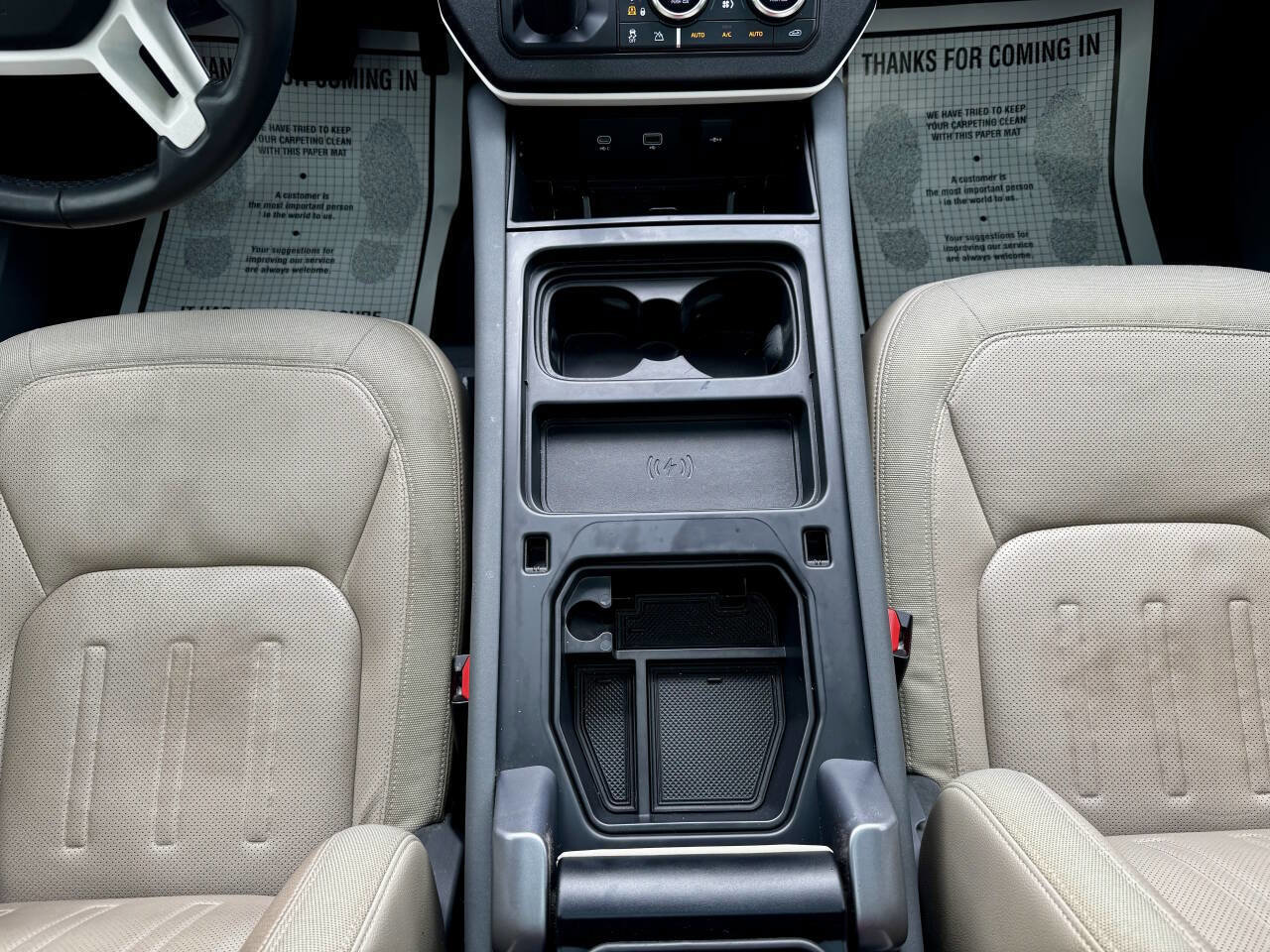 Used 2020 Land Rover Defender 110 SE image 26