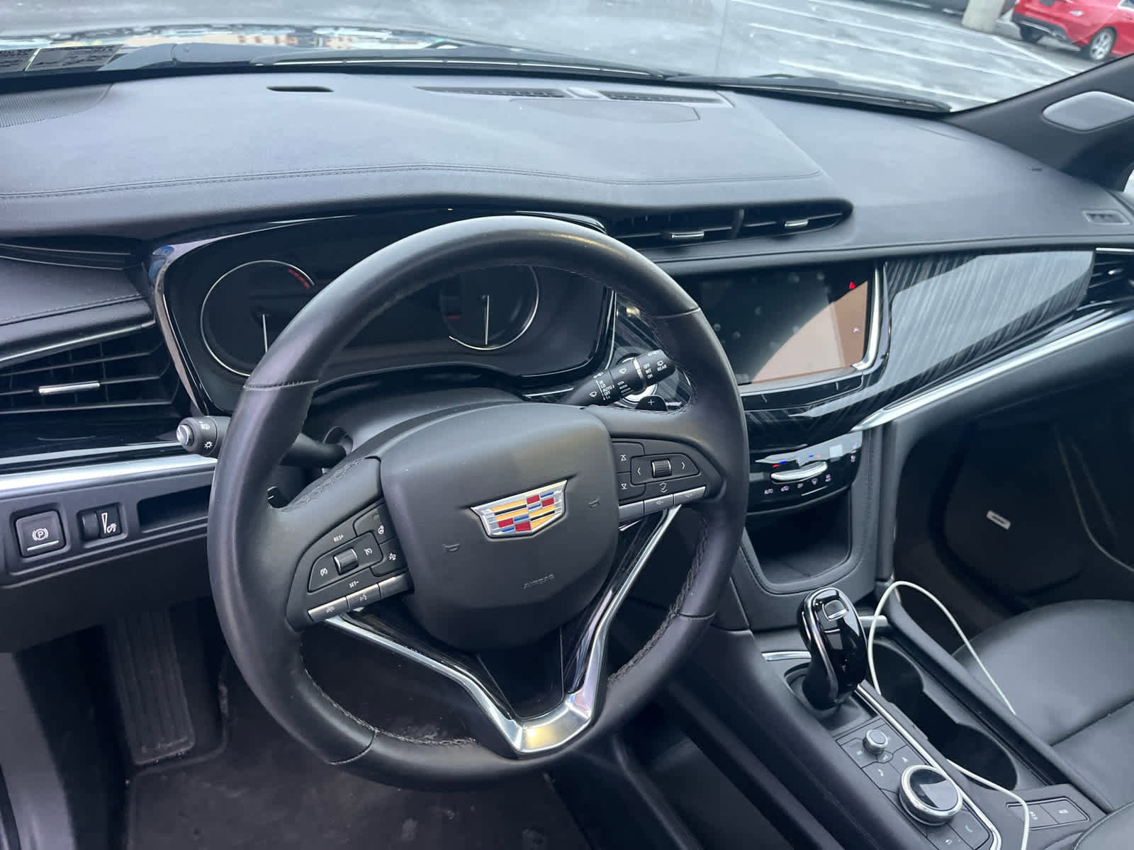 Used 2025 Cadillac XT6 Premium Luxury image 23