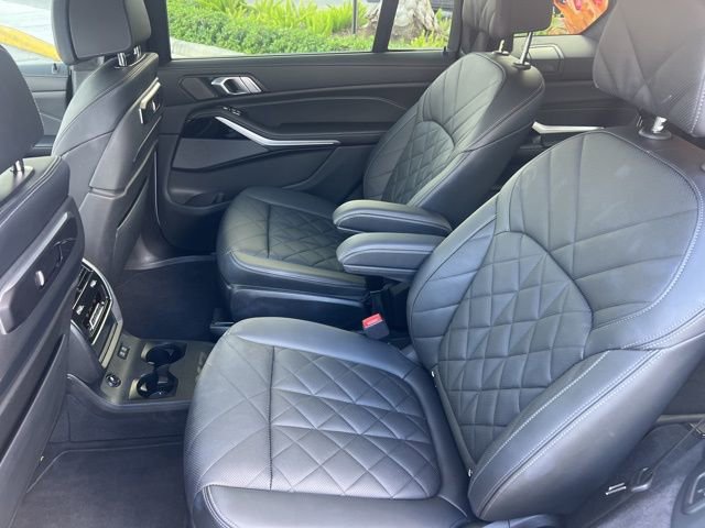 Used 2023 BMW X7 xDrive40i w/ M Sport Package image 21