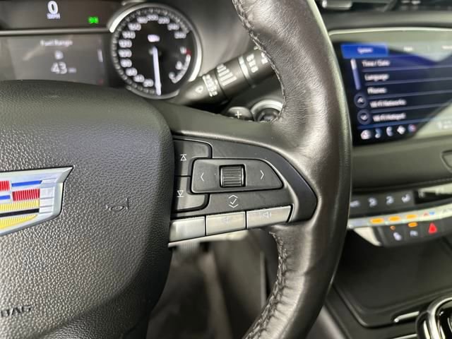 Used 2021 Cadillac XT4 Luxury image 16