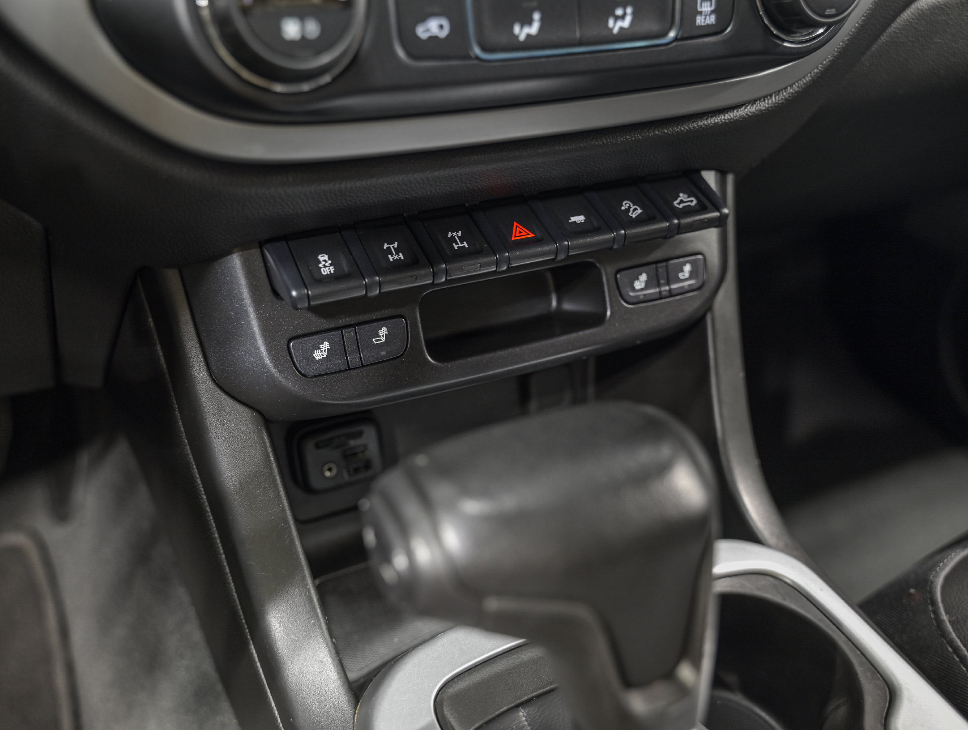 Used 2021 Chevrolet Colorado ZR2 AWD/4WD image 23