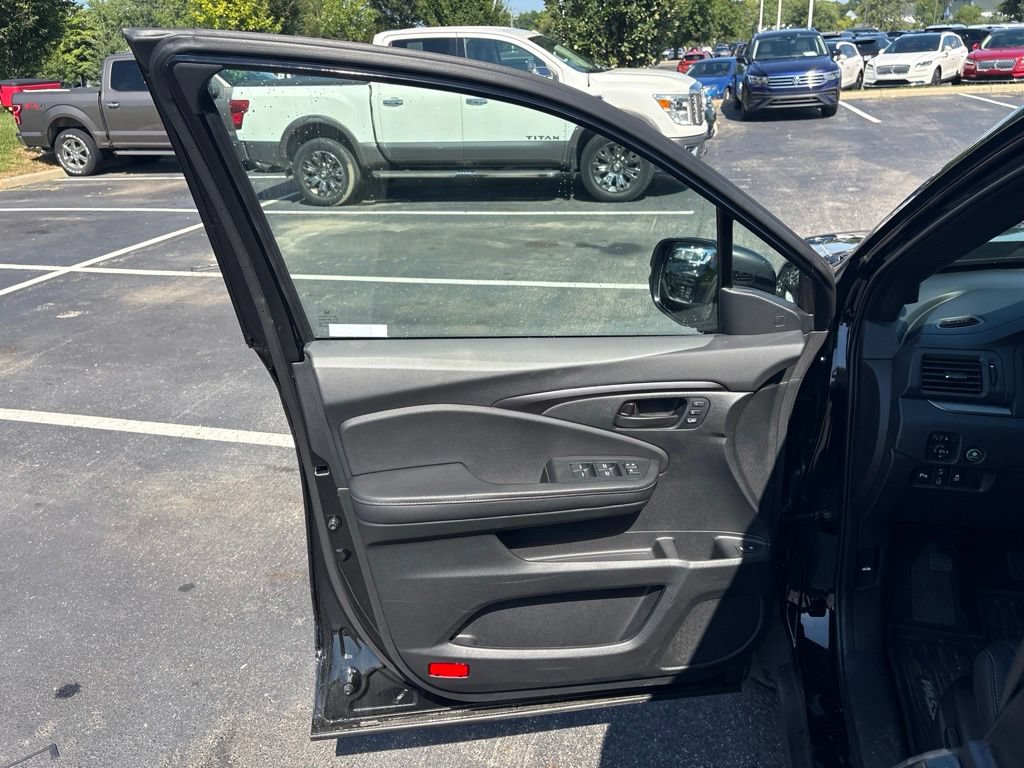 Used 2023 Honda Passport EX-L image 14