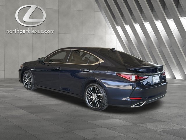 Certified 2024 Lexus ES 350 w/ Premium Package FWD image 2