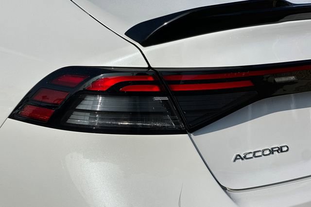 Certified 2025 Honda Accord SE image 28