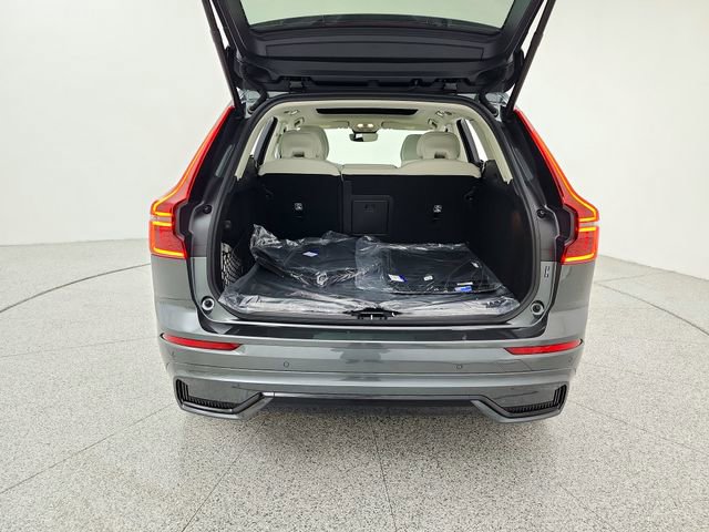 New 2026 Volvo XC60 B5 Ultra w/ Climate Package AWD/4WD image 19