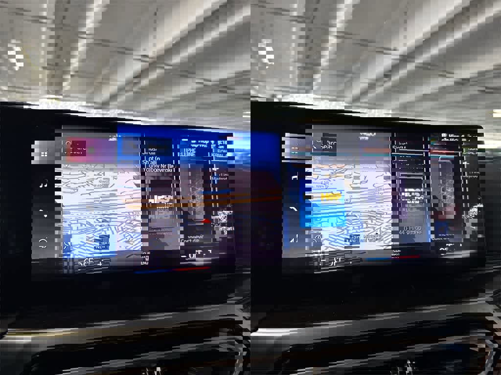 Used 2023 BMW 330e w/ Driving Assistance Package image 18