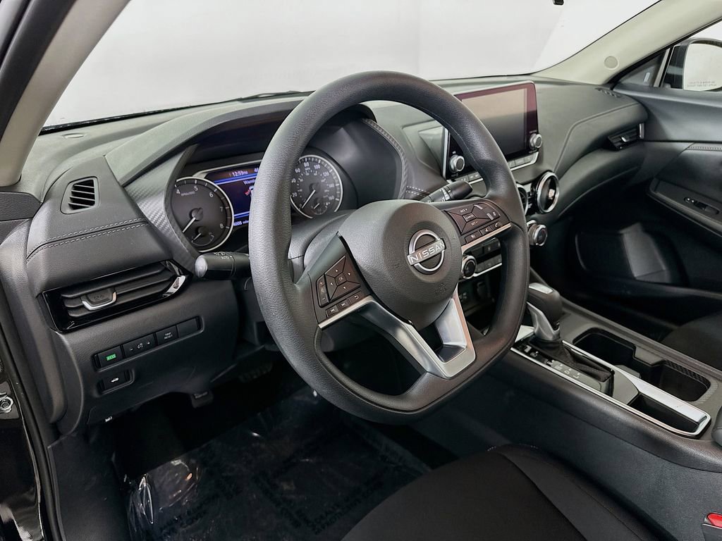 Certified 2025 Nissan Sentra SV w/ Trunk Package FWD image 15