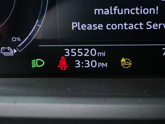 Used 2023 Audi RS e-tron GT w/ Carbon Performance Package AWD/4WD image 22
