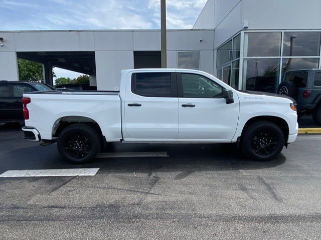 Used 2023 Chevrolet Silverado 1500 Custom image 11