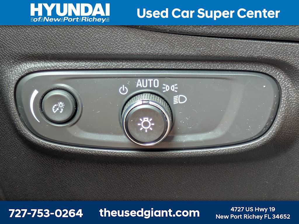 Used 2024 Chevrolet Equinox LS w/ LS Convenience Package FWD image 27