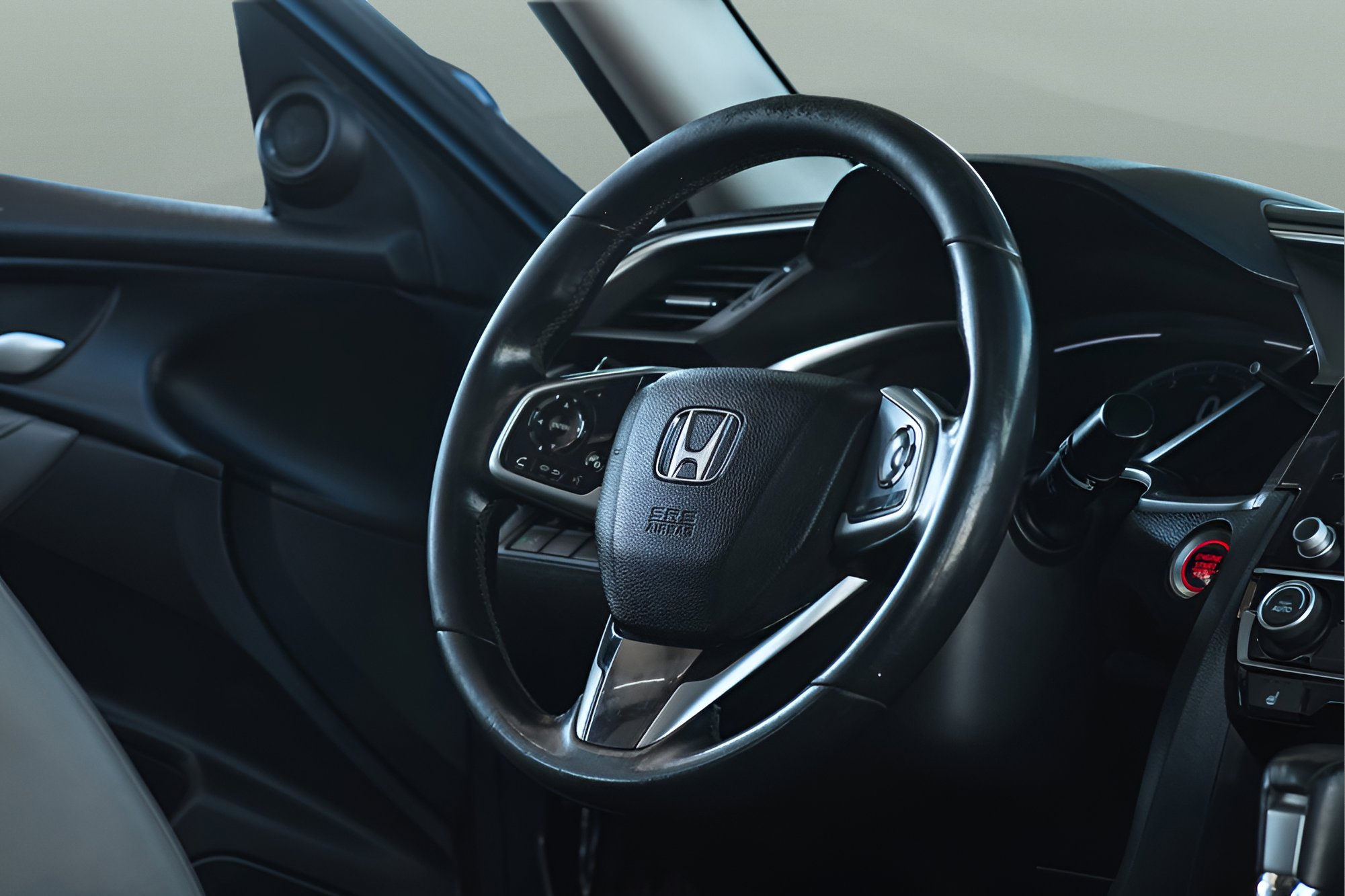 Used 2019 Honda Civic EX-L image 21