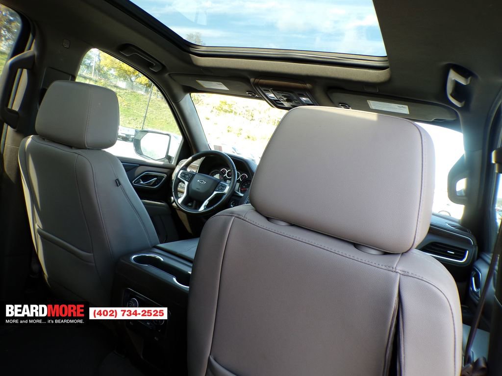 Used 2021 Chevrolet Suburban Z71 w/ Z71 Signature Package image 32