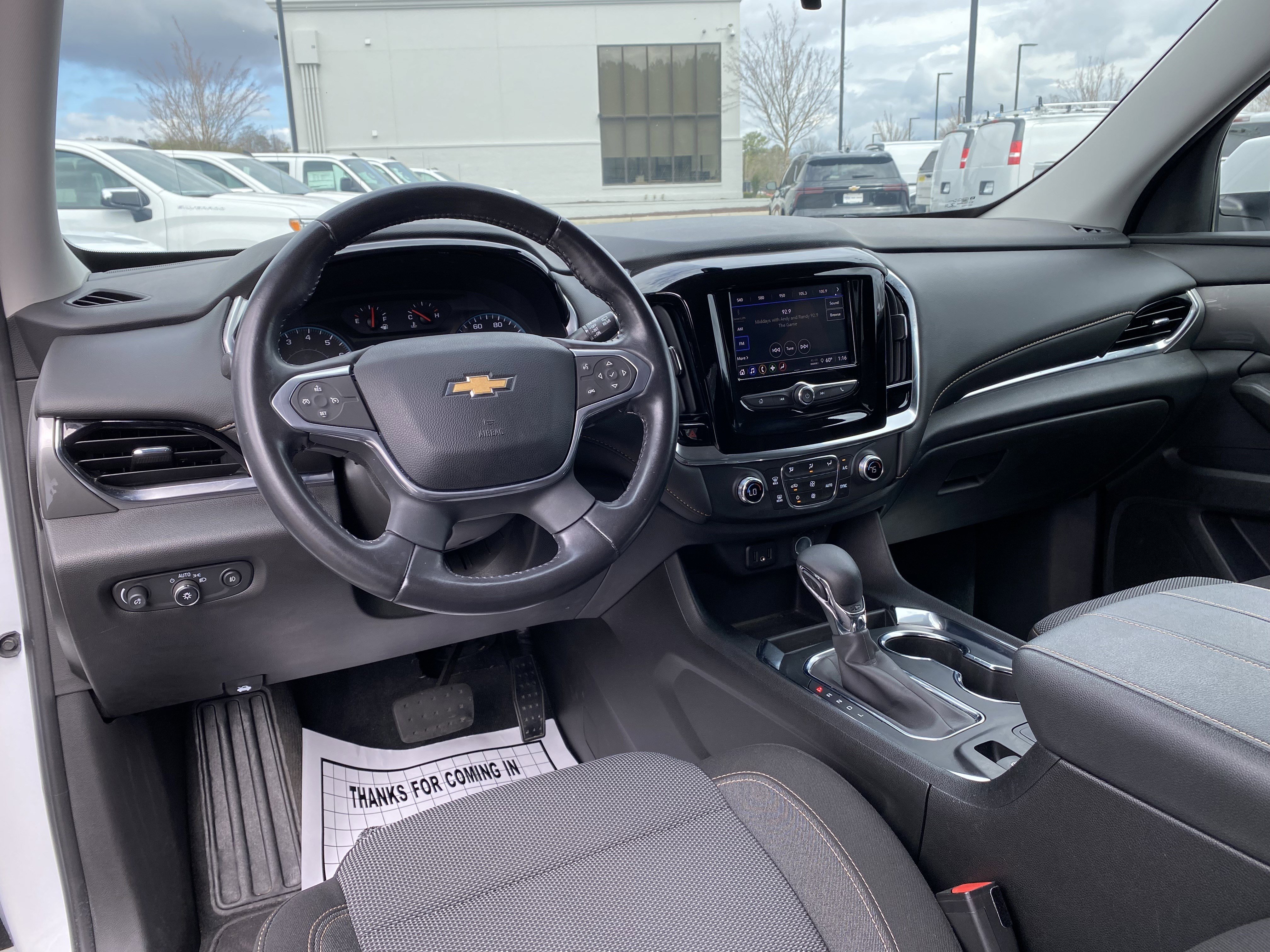 Used 2021 Chevrolet Traverse LT image 32