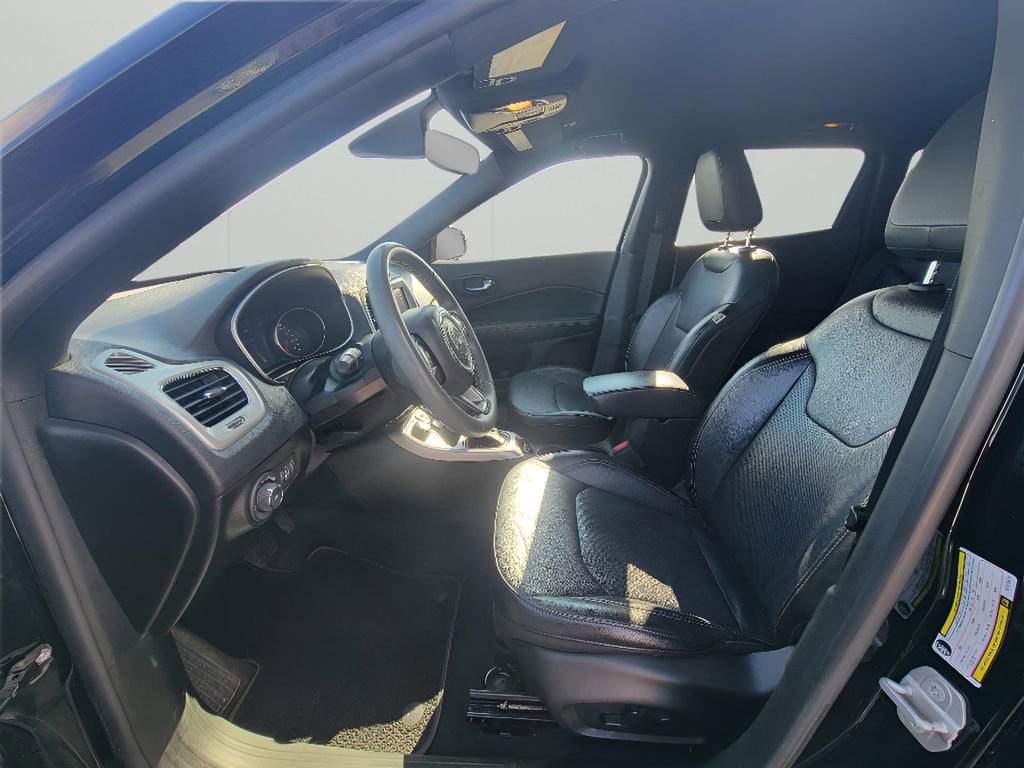 Used 2021 Jeep Compass Latitude image 11