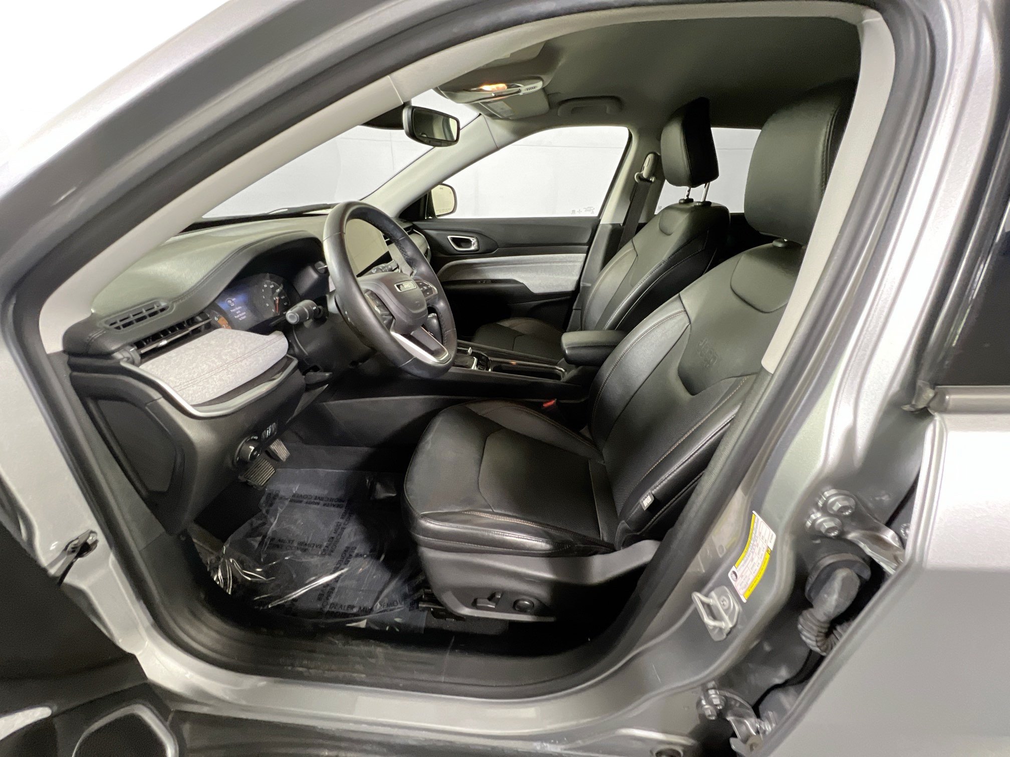Used 2022 Jeep Compass Latitude AWD/4WD image 19
