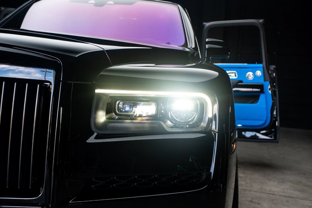 Used 2022 Rolls-Royce Cullinan w/ Cullinan Package AWD/4WD image 5