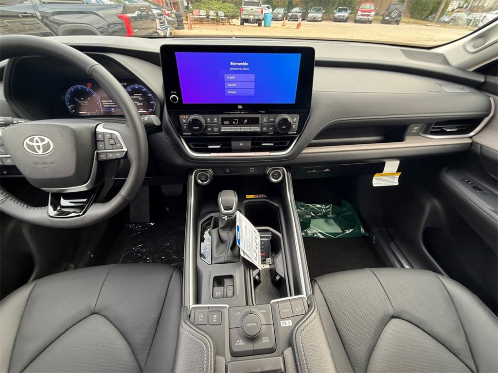 New 2026 Toyota Grand Highlander Limited image 11