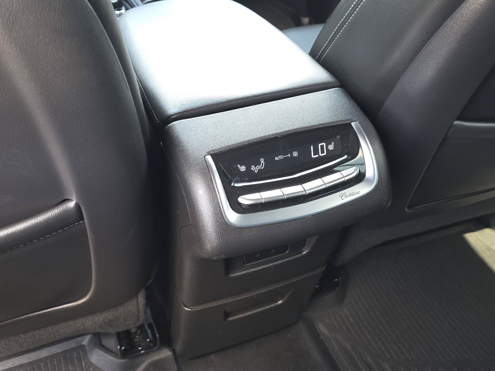 Certified 2023 Cadillac XT6 Premium Luxury w/ LPO, Floor Liner Package FWD image 18