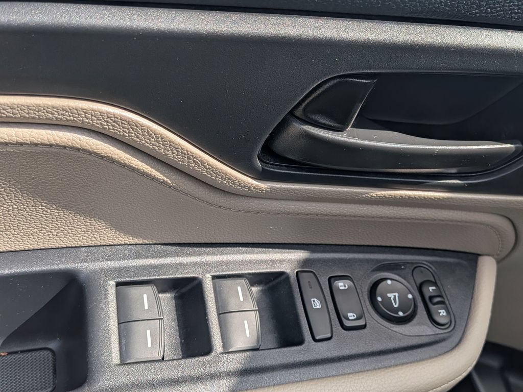 Used 2023 Honda Odyssey EX-L image 15