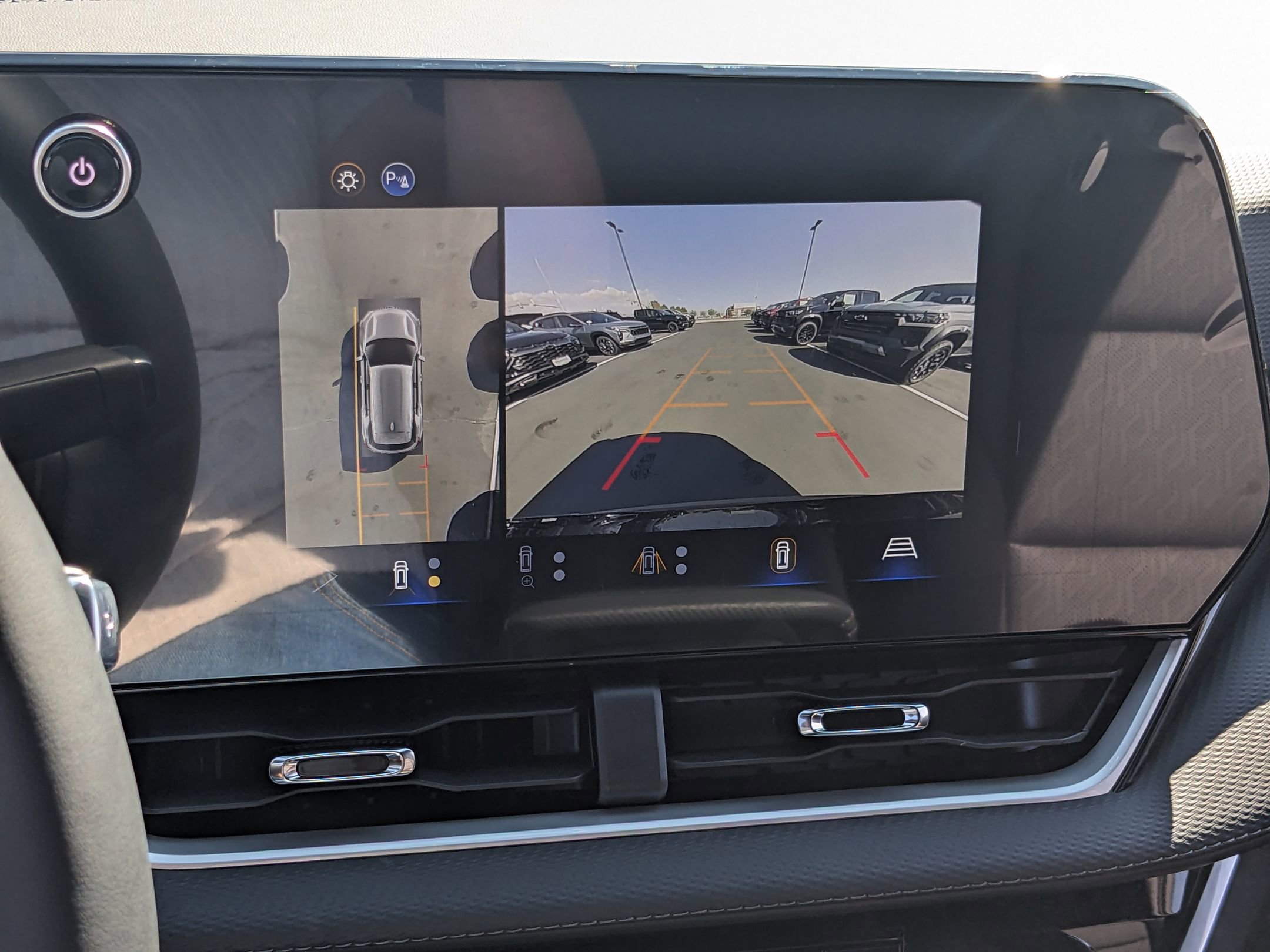 New 2026 Chevrolet Equinox LT image 12