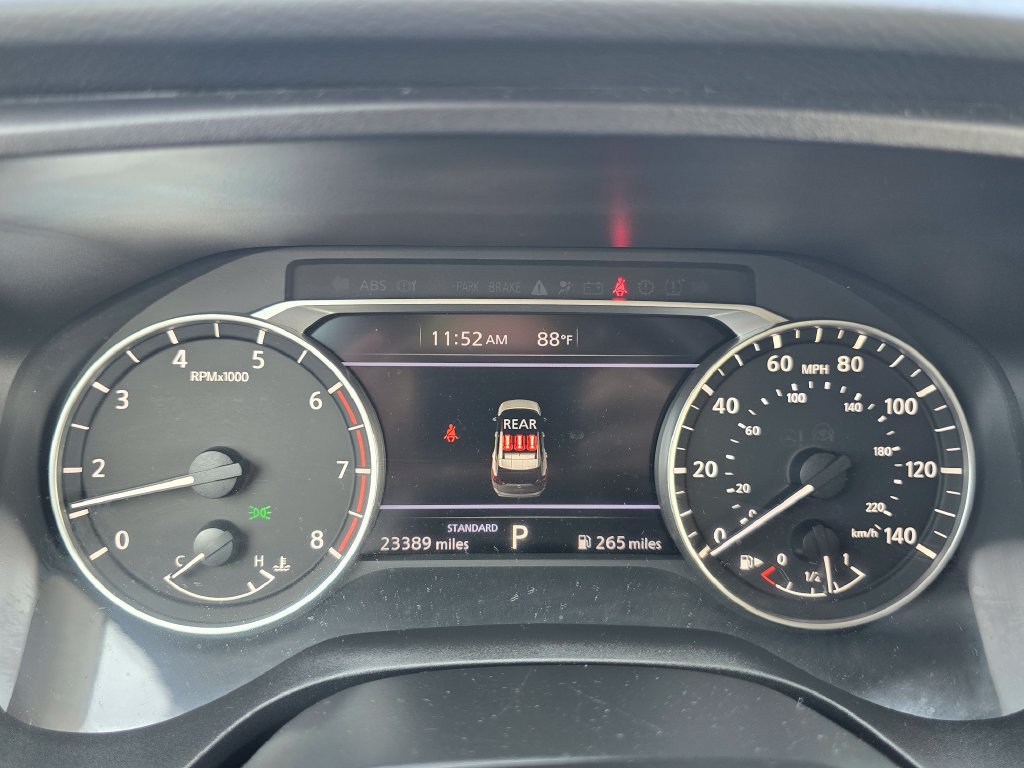 Used 2025 Nissan Rogue SV FWD image 23