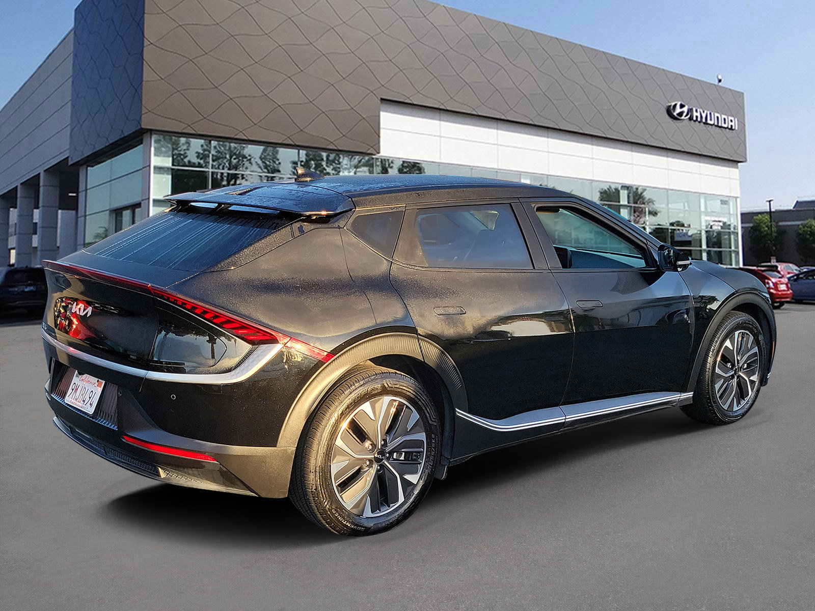 Used 2024 Kia EV6 Light RWD image 2