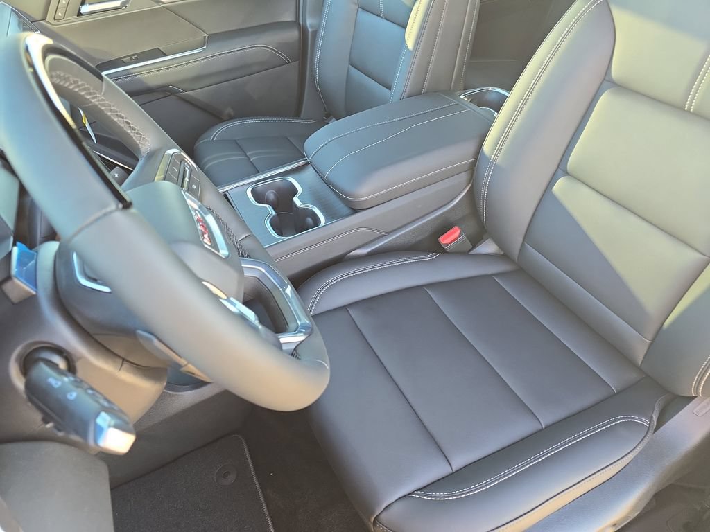 New 2026 GMC Acadia Elevation w/ Super Cruise Package FWD image 16