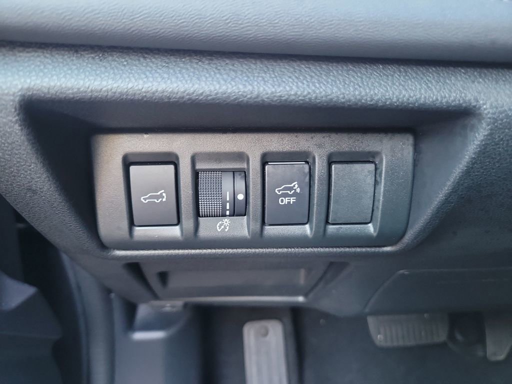 Used 2022 Subaru Outback Limited image 23