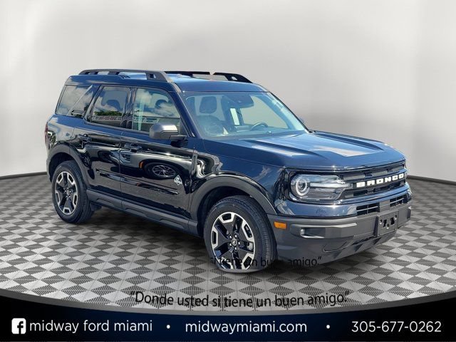 Used 2024 Ford Bronco Sport Outer Banks w/ Tech Package AWD/4WD image 1