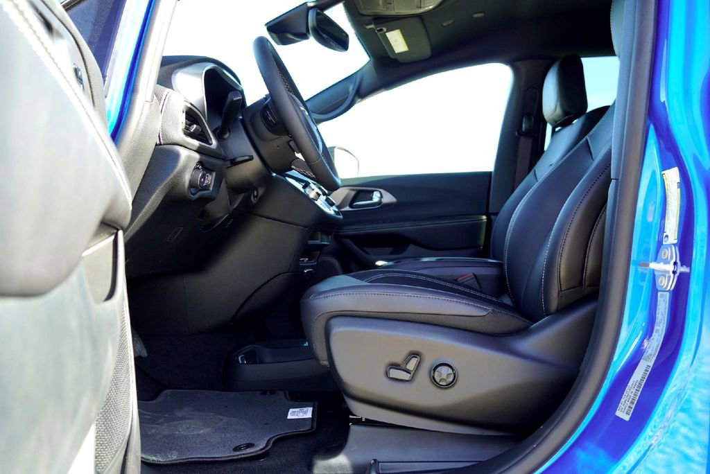 New 2026 Chrysler Pacifica Select image 19
