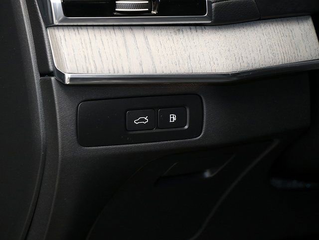 Used 2024 Volvo XC90 T8 Ultimate w/ Protection Package Premier image 28