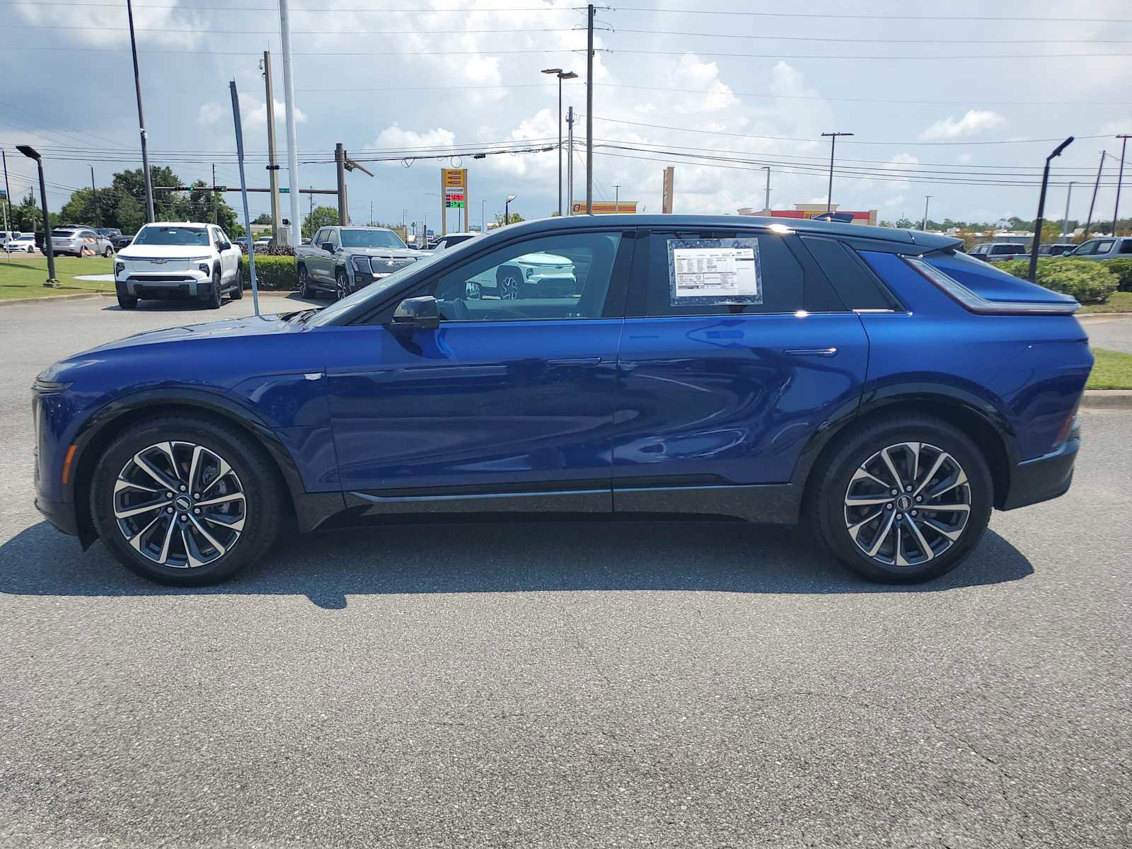 New 2025 Cadillac Lyriq Sport image 2