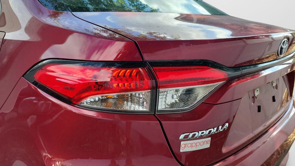 Used 2022 Toyota Corolla LE FWD image 10