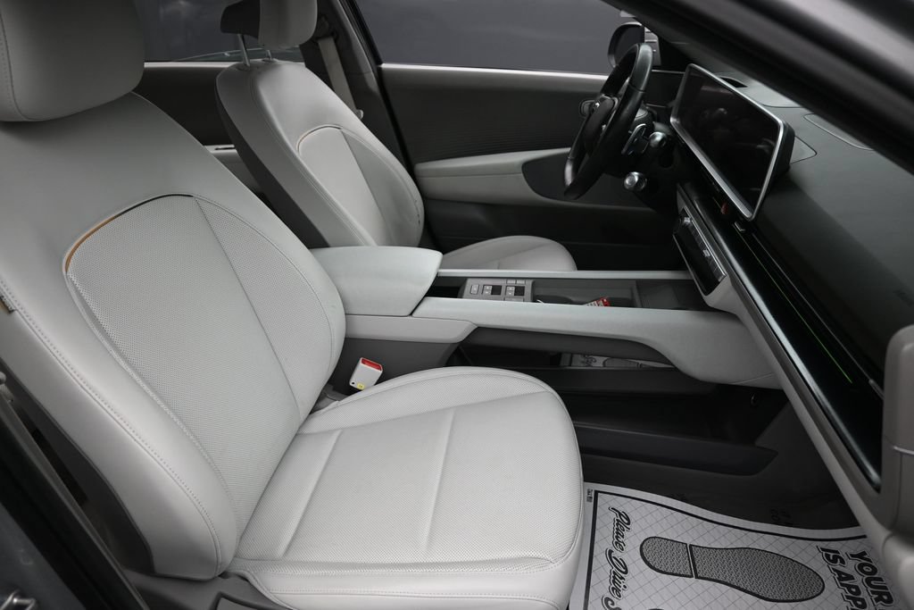 Used 2023 Hyundai Ioniq 6 SEL AWD/4WD image 31