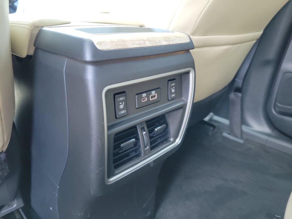Certified 2022 Nissan Murano SL w/ SL Moonroof Package FWD image 12