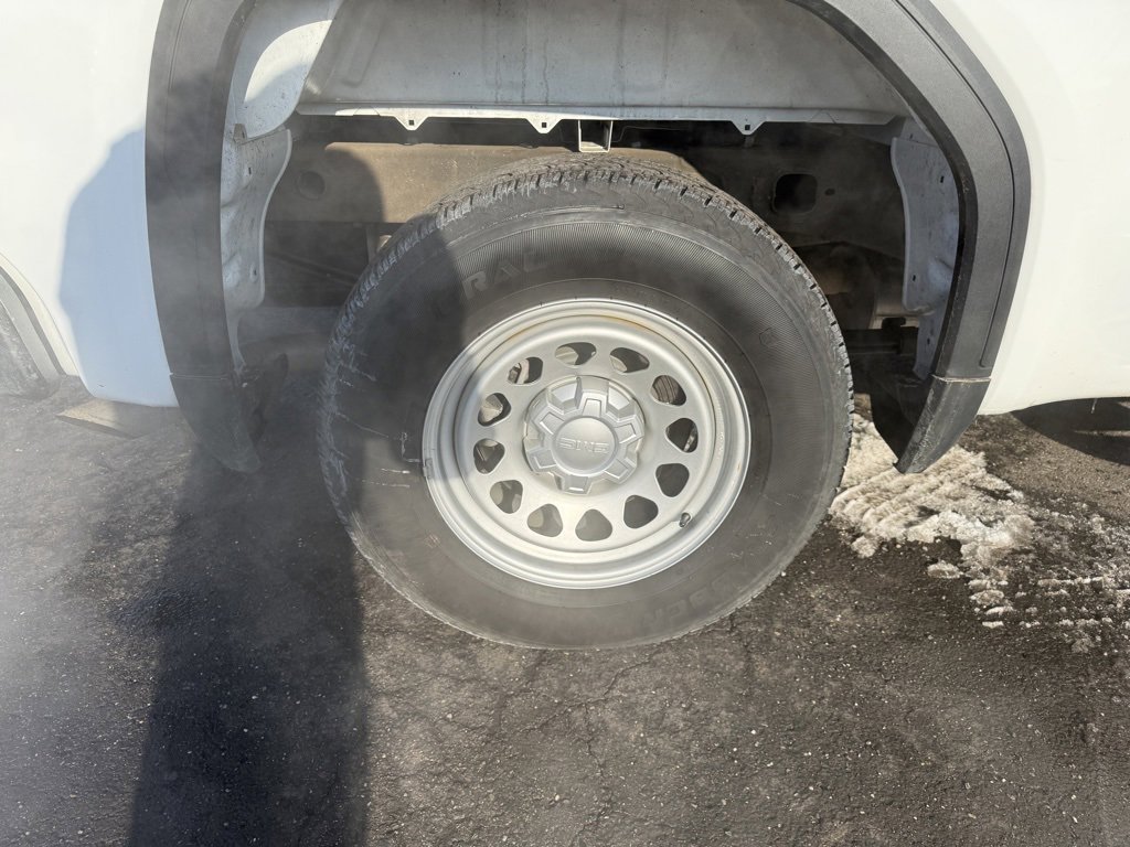 Used 2023 GMC Sierra 1500 Pro w/ Pro Value Package image 27