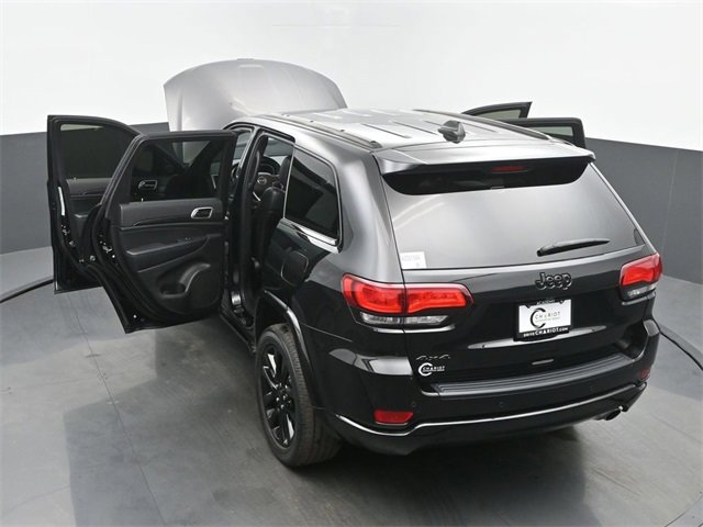 Used 2022 Jeep Grand Cherokee Laredo X image 64